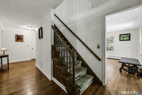 75 Great Ring Road Newtown CT 06482