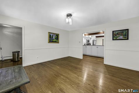 75 Great Ring Road Newtown CT 06482