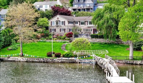 84 North Lake Shore Drive Brookfield CT 06804