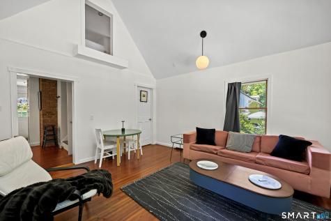 36 Hunting Hill Avenue Middletown CT 06457
