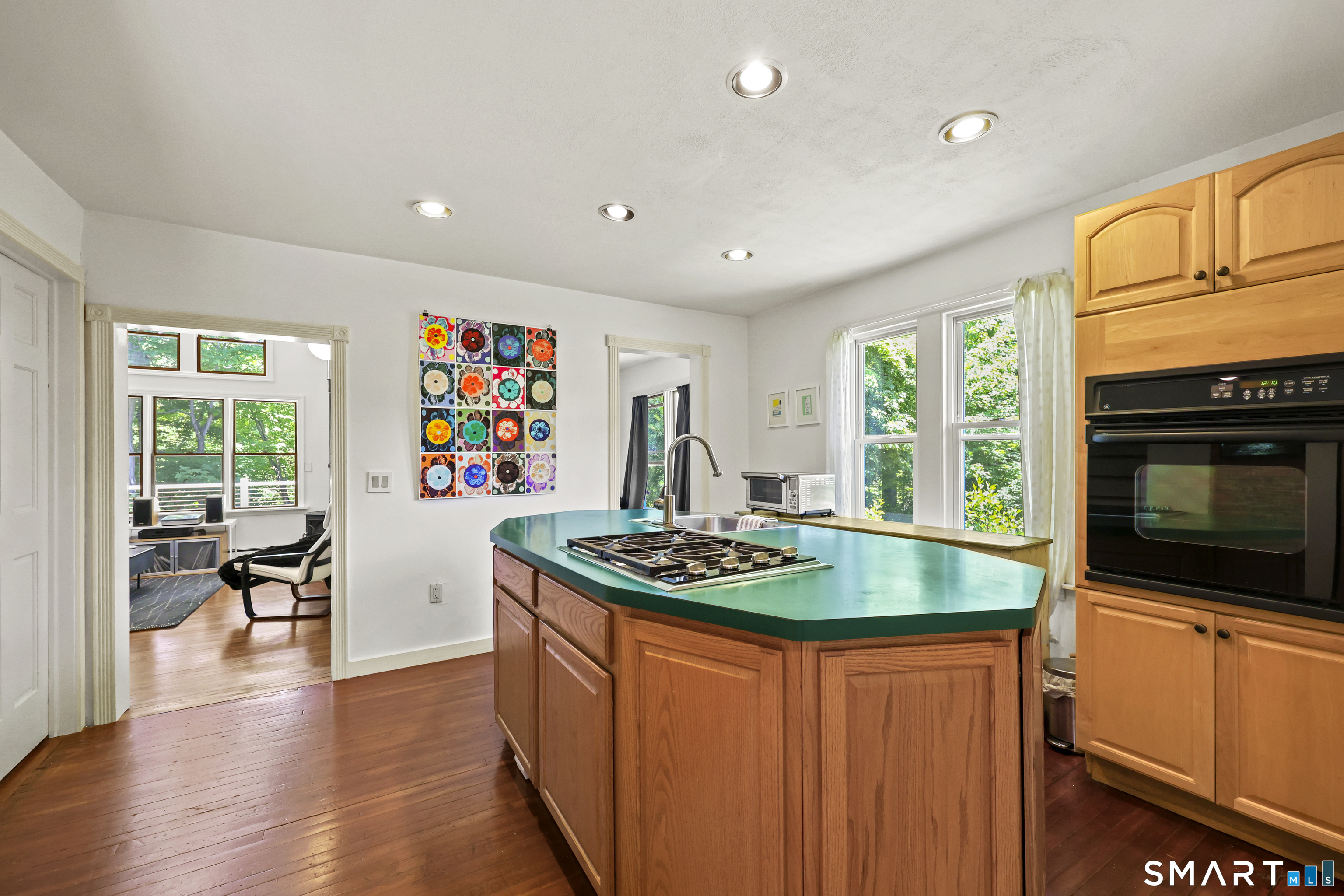 36 Hunting Hill Avenue Middletown CT 06457