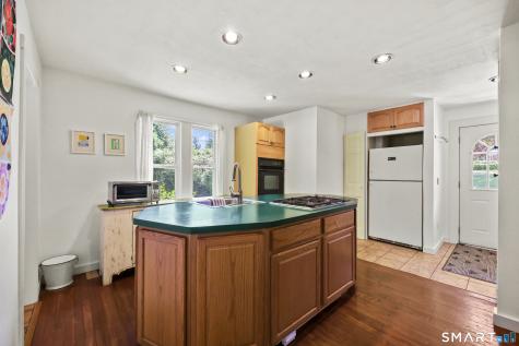 36 Hunting Hill Avenue Middletown CT 06457