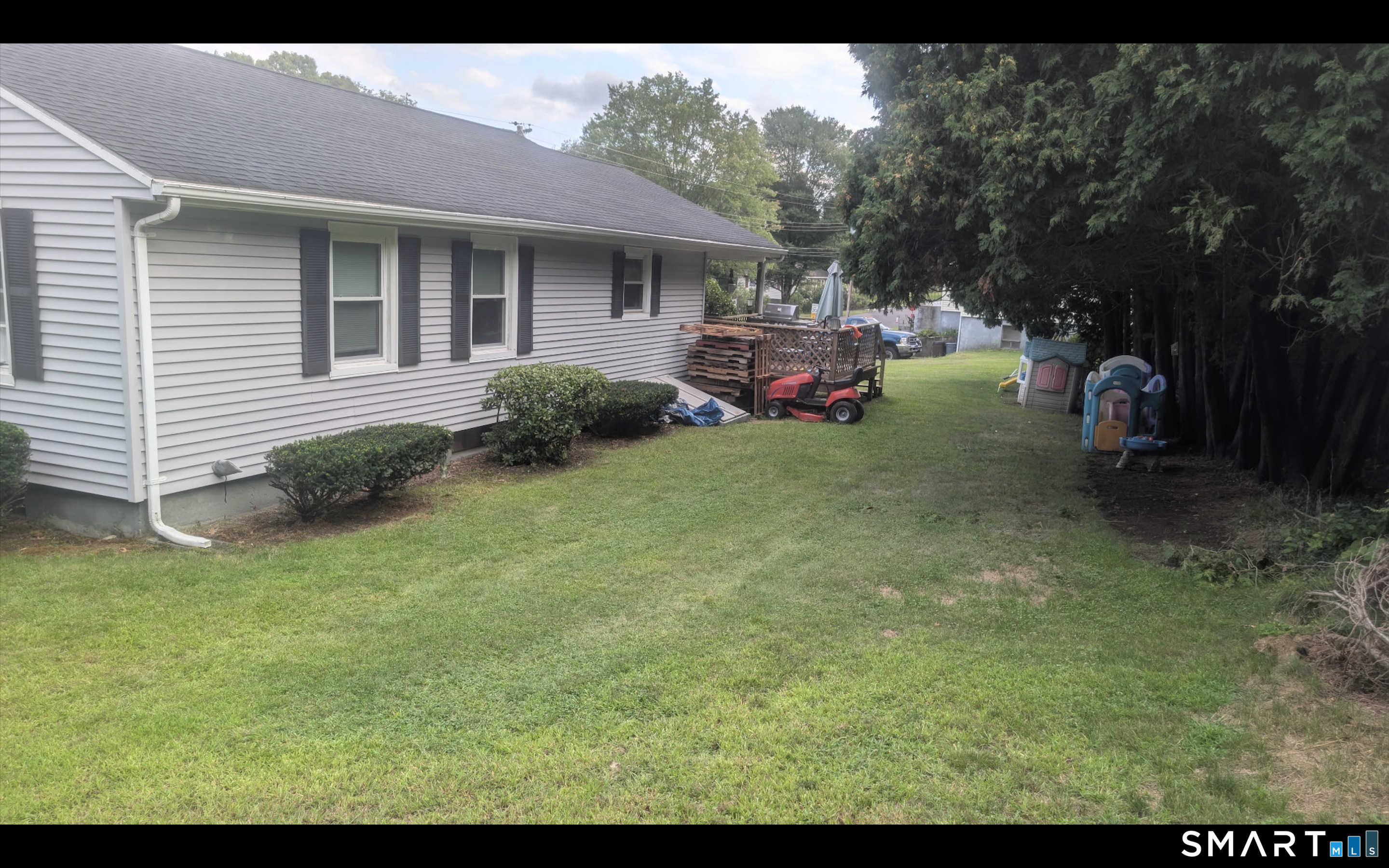 2 Rachel Drive Thompson CT 06255
