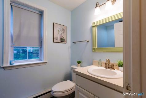 28 Duke Road Manchester CT 06042