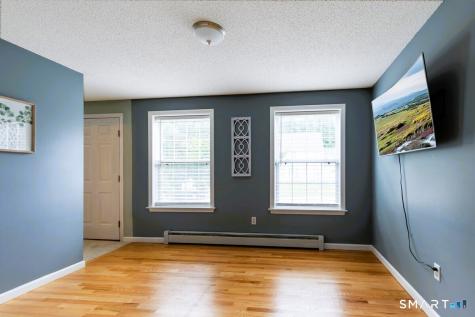 28 Duke Road Manchester CT 06042