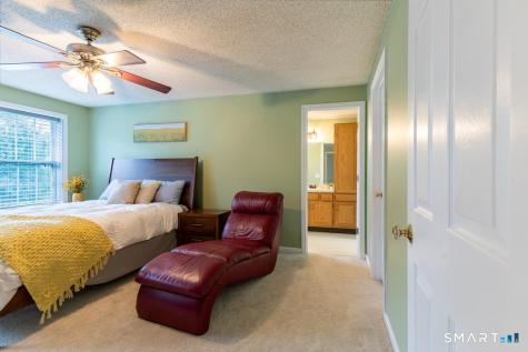 28 Duke Road Manchester CT 06042