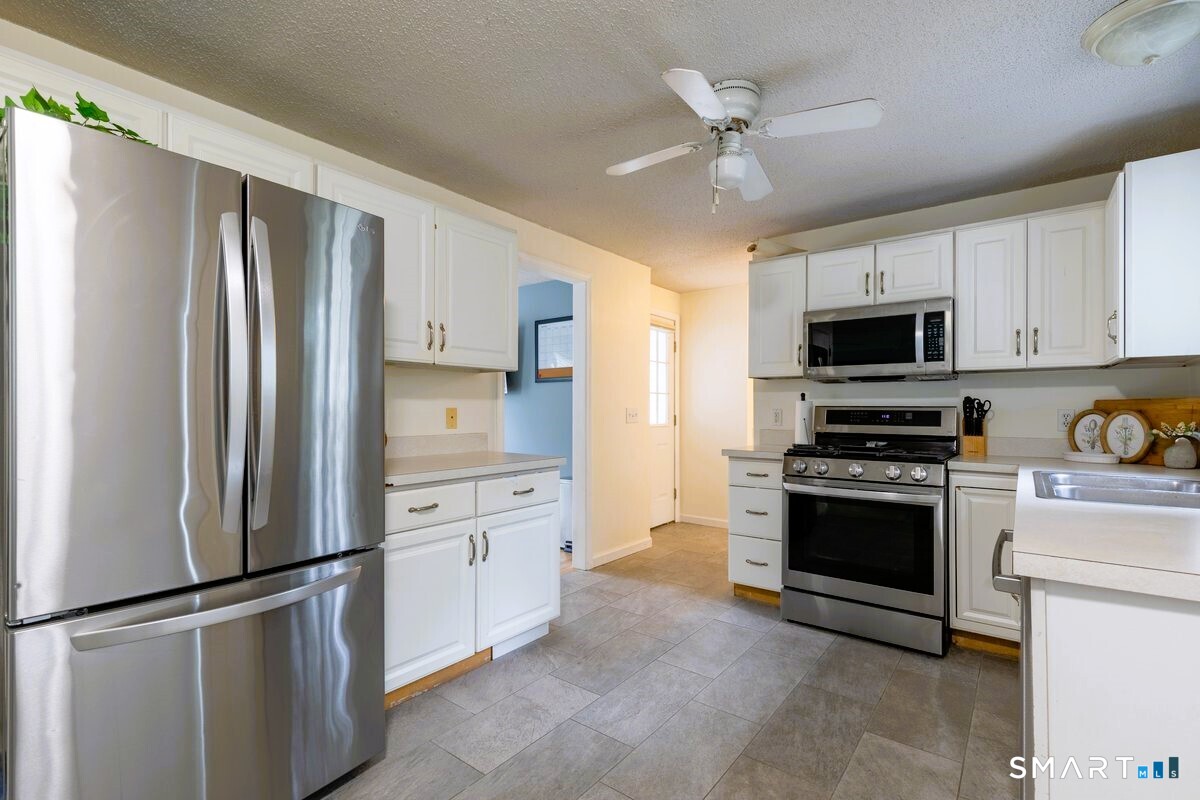 28 Duke Road Manchester CT 06042