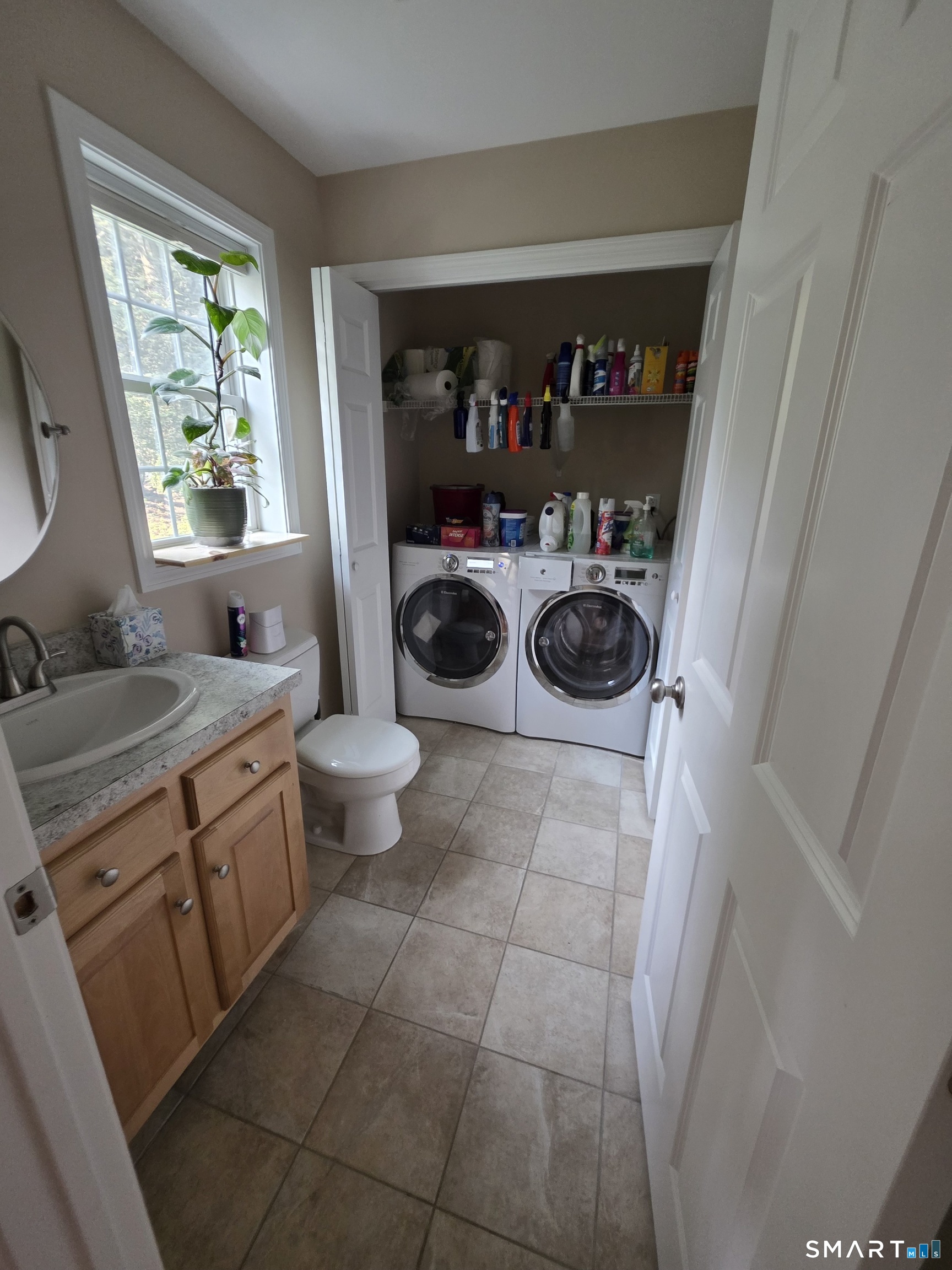 71 Lakeview Road Plymouth CT 06786