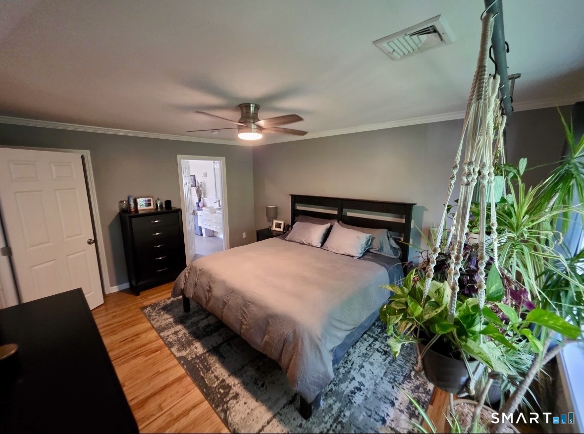 71 Lakeview Road Plymouth CT 06786