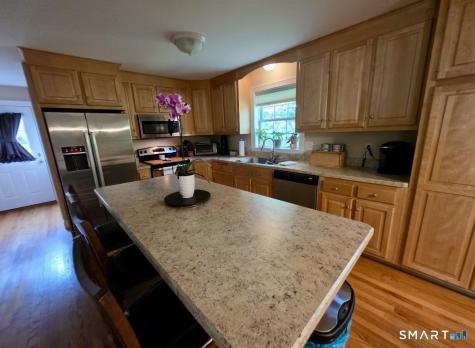 71 Lakeview Road Plymouth CT 06786