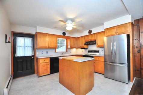 913 Jeremy Swamp Road Southbury CT 06488