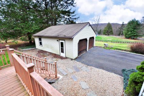 913 Jeremy Swamp Road Southbury CT 06488