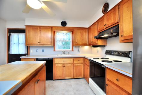 913 Jeremy Swamp Road Southbury CT 06488