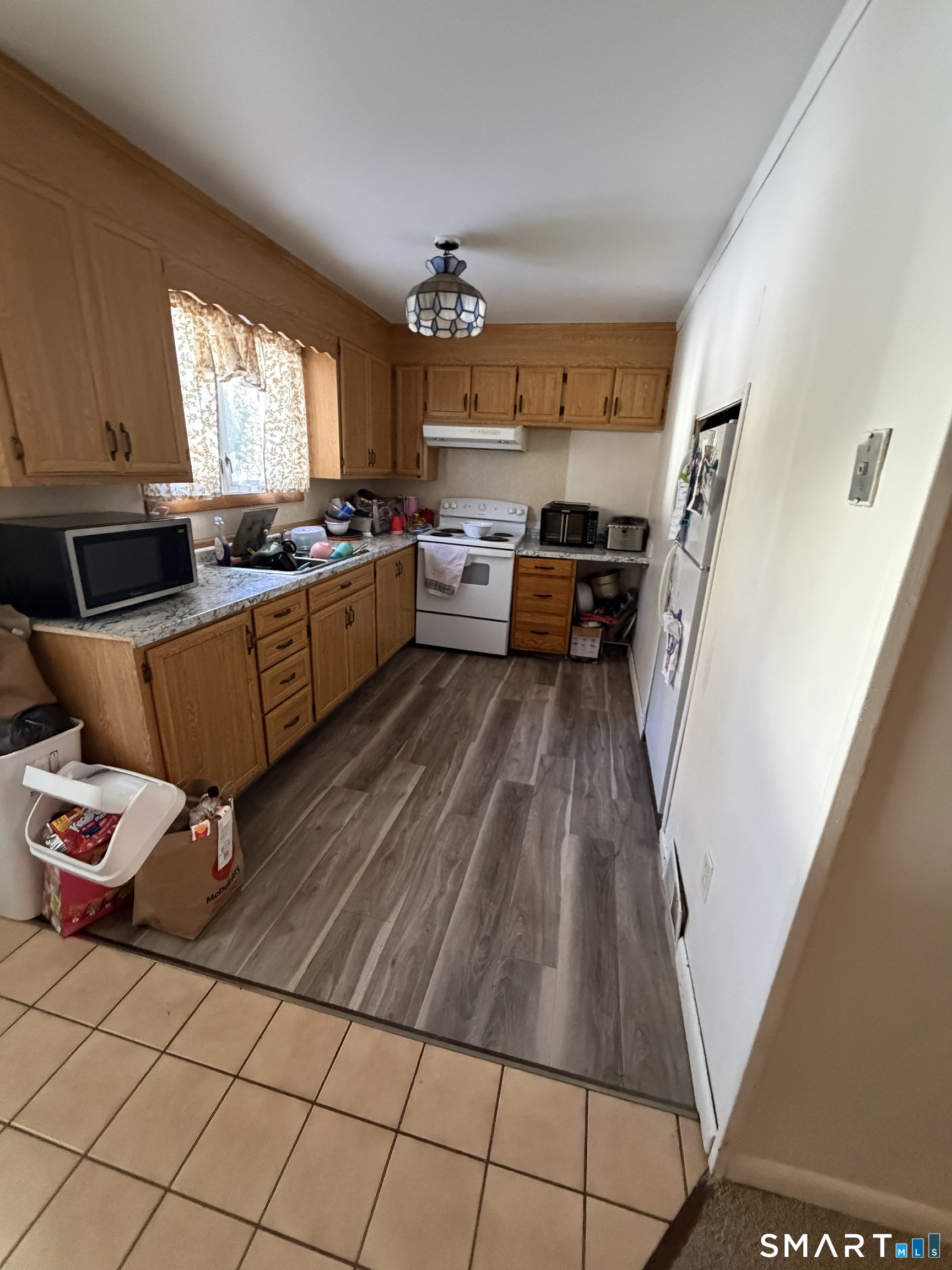 373,377,387 Jefferson Avenue New London CT 06320