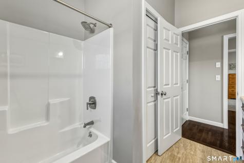 4 Jessie Lane East Windsor CT 06016