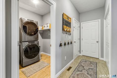 4 Jessie Lane East Windsor CT 06016