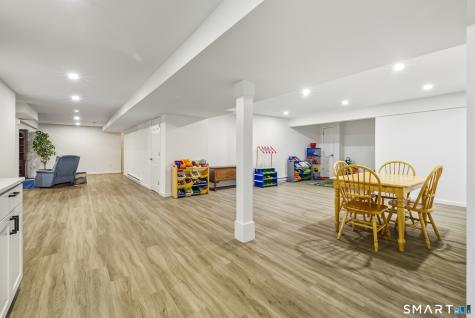 4 Jessie Lane East Windsor CT 06016