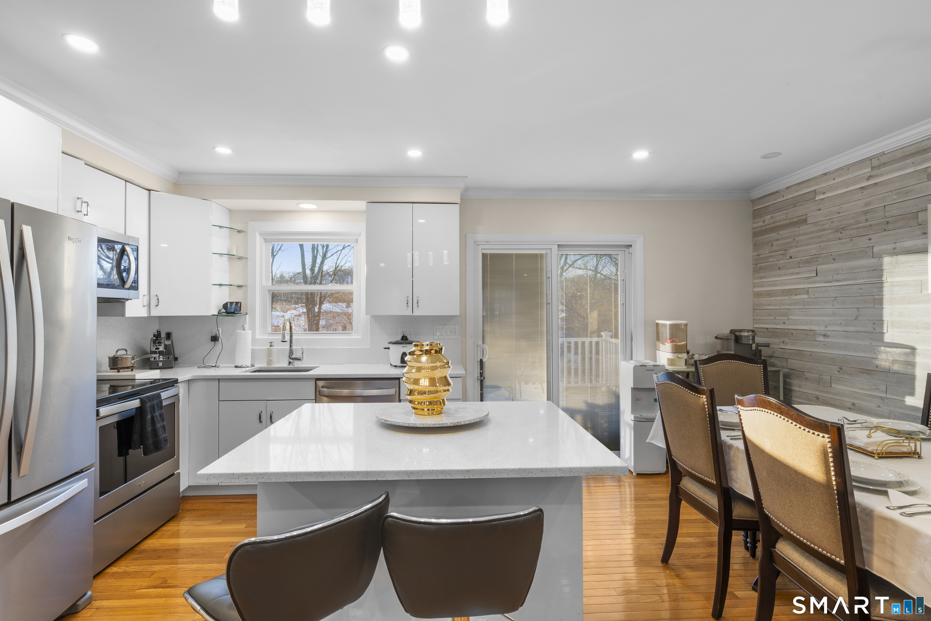 102 Forest St Extension East Haven CT 06512