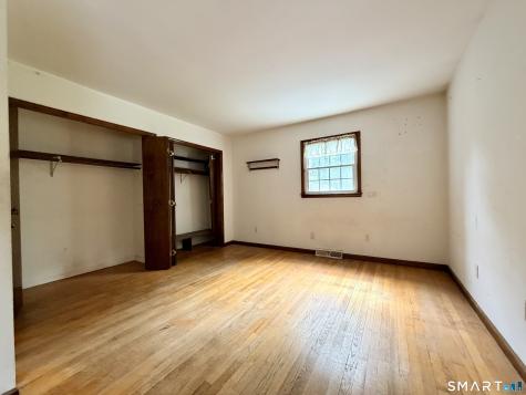 30 Valley Brook Terrace Stratford CT 06614