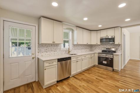 461 Mountain Road Newington CT 06111