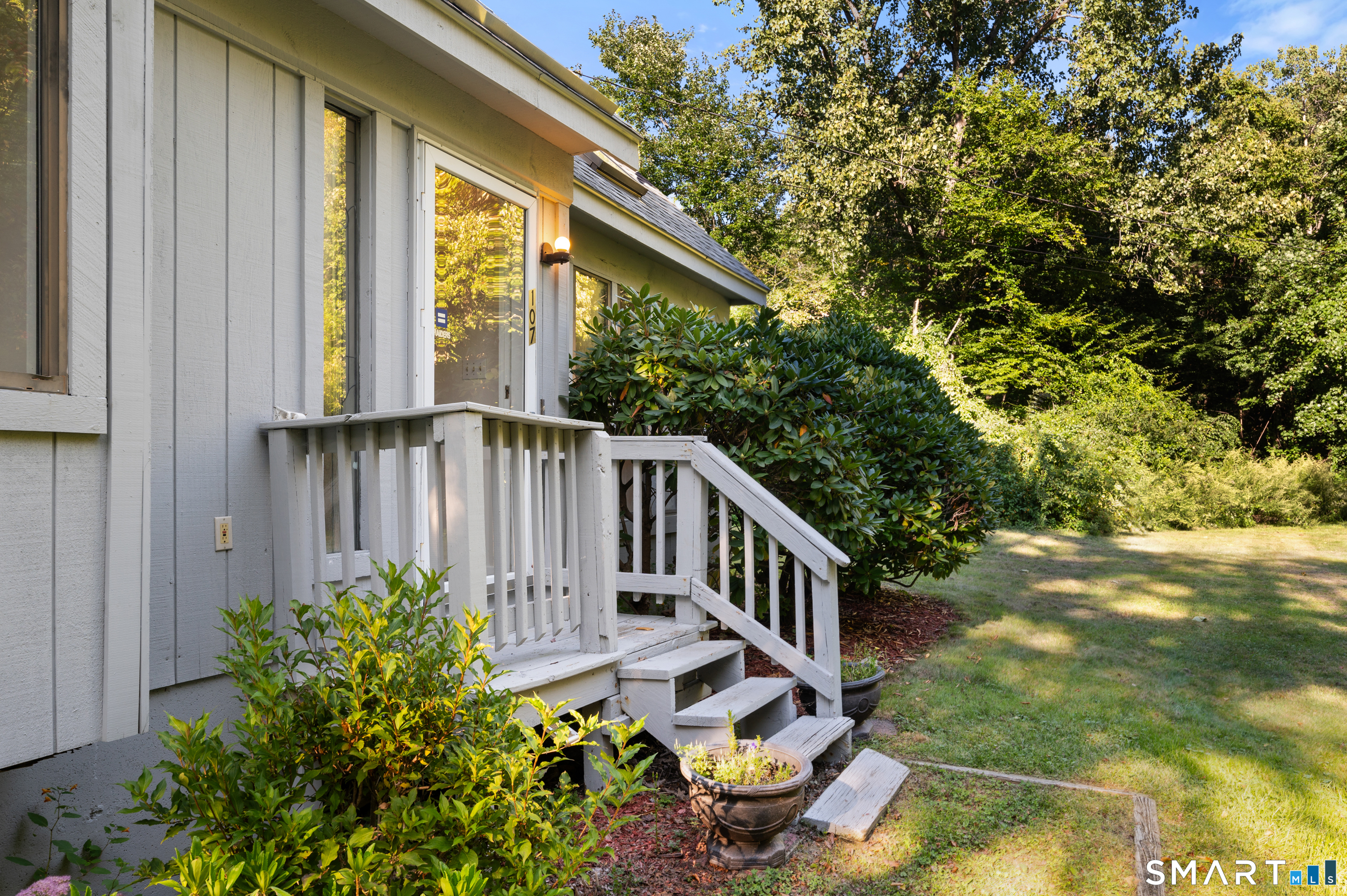 107 Gaylord Mountain Road Bethany CT 06524
