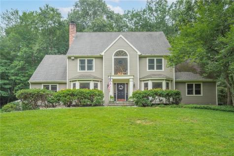 10 Silver City Road Newtown CT 06470