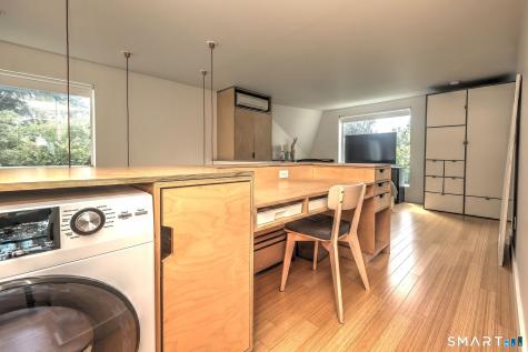 179 Scranton Street New Haven CT 06511