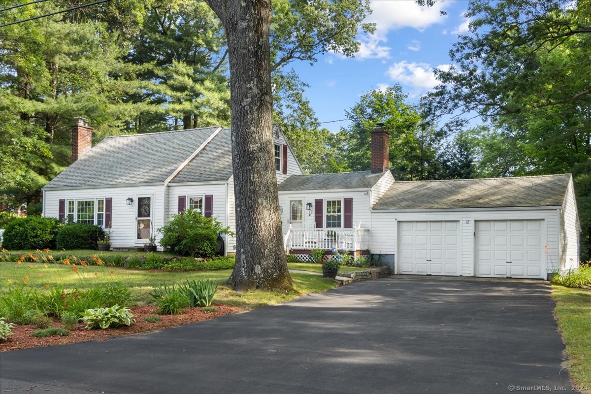 12 Stodmor Road Simsbury CT 06070