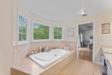 17 Raven Crest Drive Bethel CT 06801