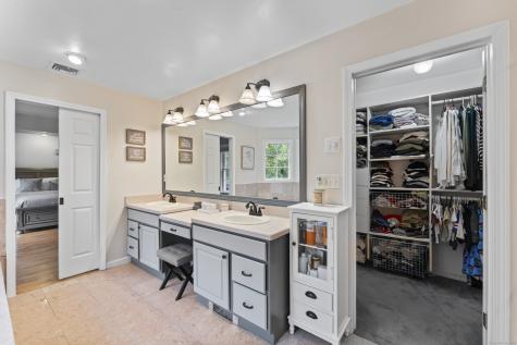 17 Raven Crest Drive Bethel CT 06801