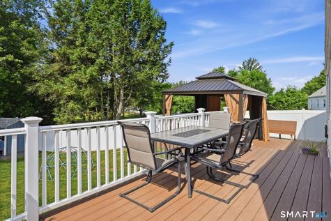 18 Freemont Road Enfield CT 06082