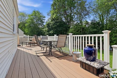 18 Freemont Road Enfield CT 06082
