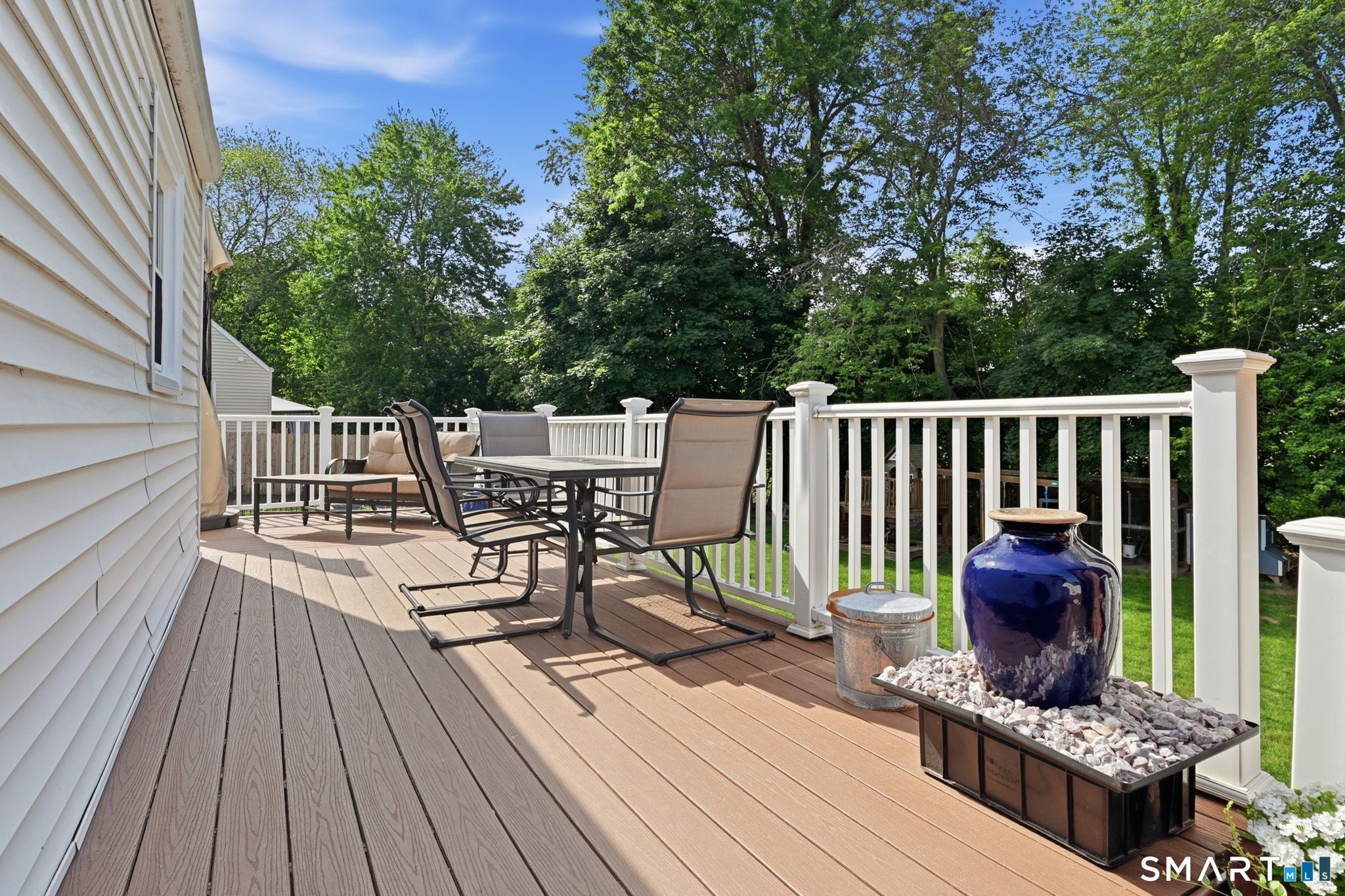 18 Freemont Road Enfield CT 06082