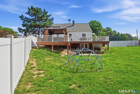 18 Freemont Road Enfield CT 06082