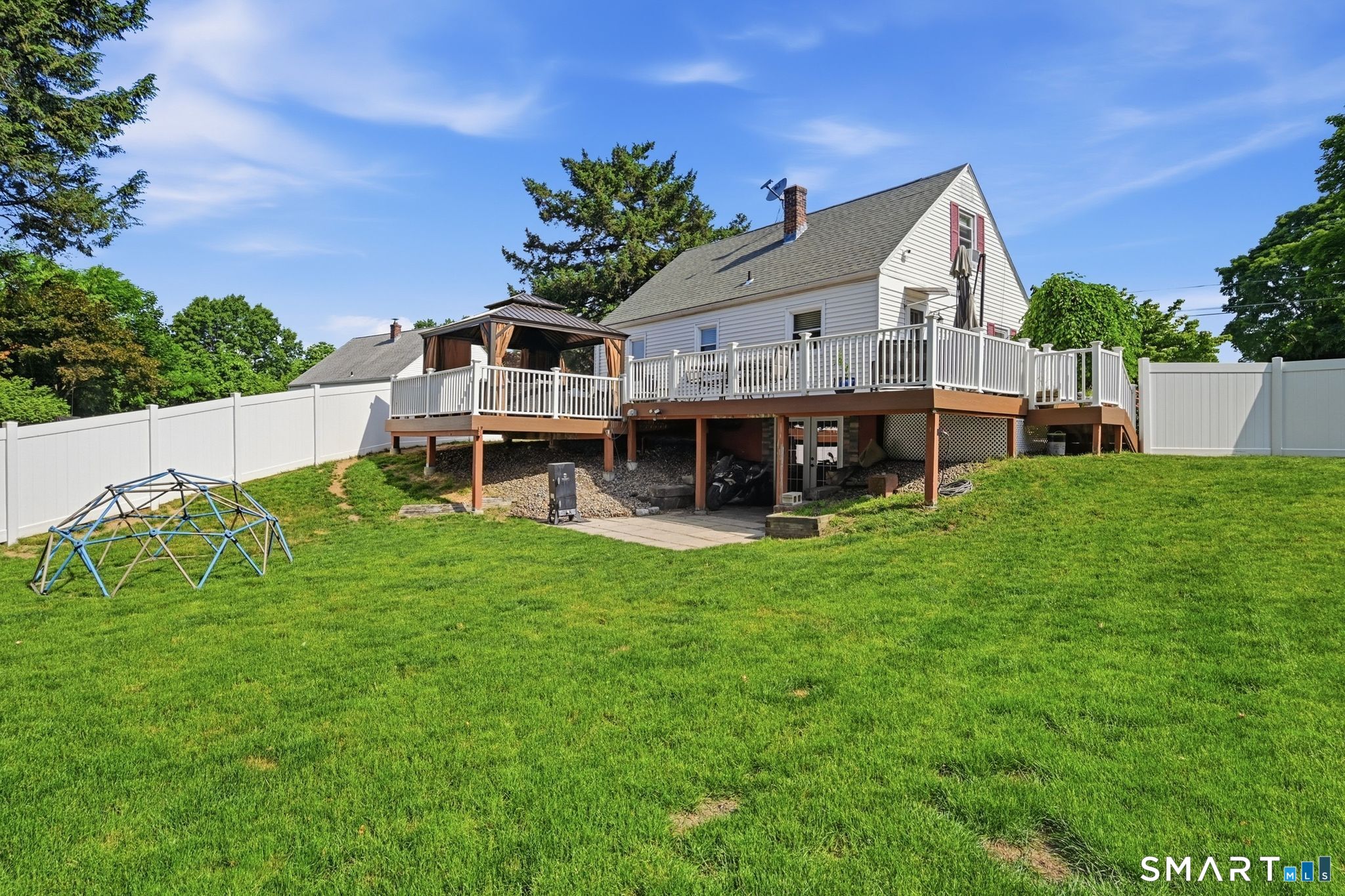 18 Freemont Road Enfield CT 06082