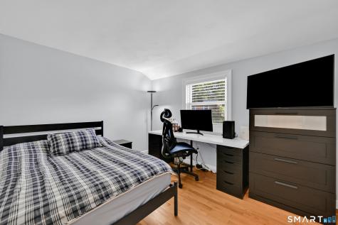 103 Glenwood Drive Plainville CT 06062