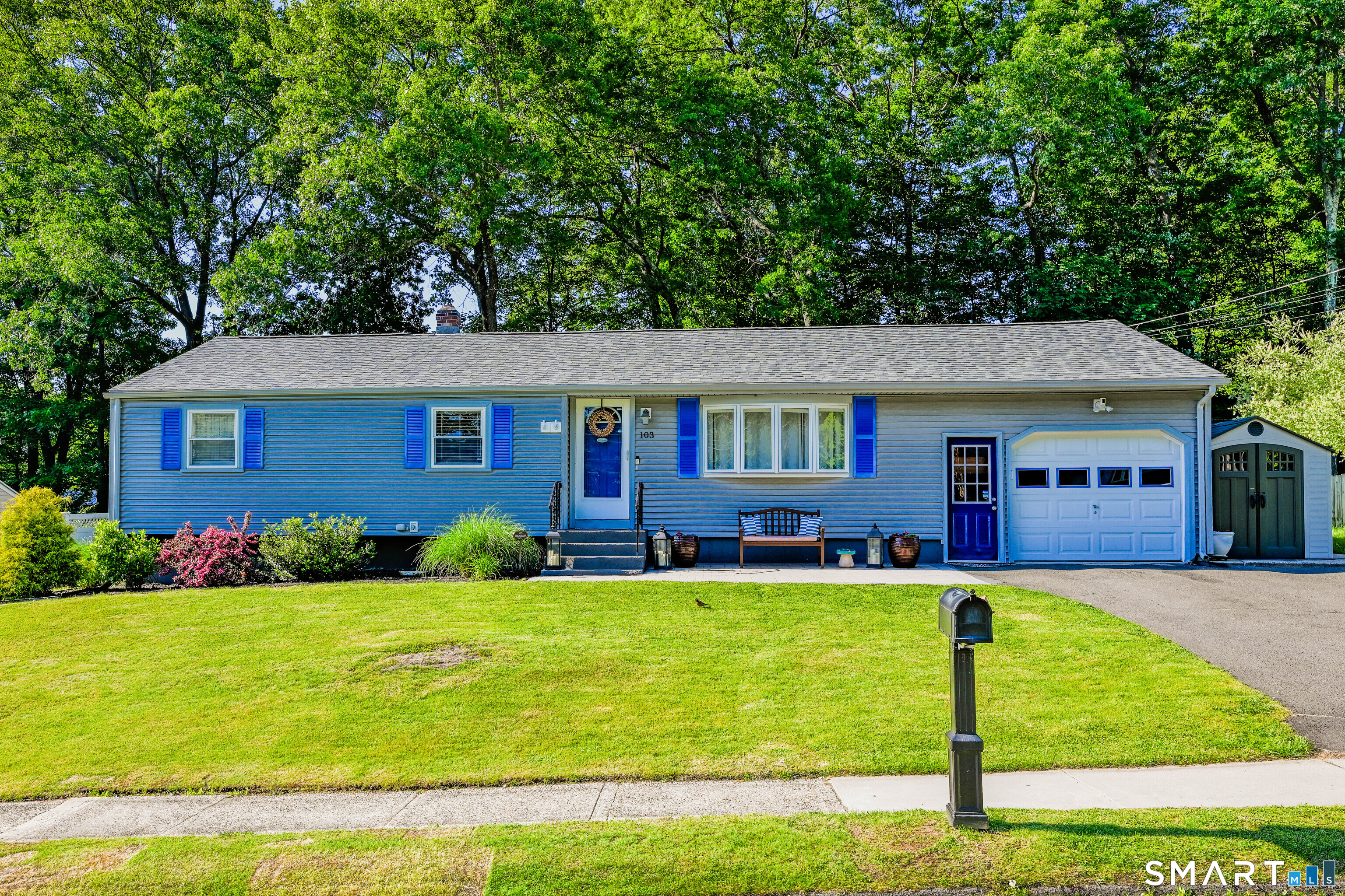 103 Glenwood Drive Plainville CT 06062