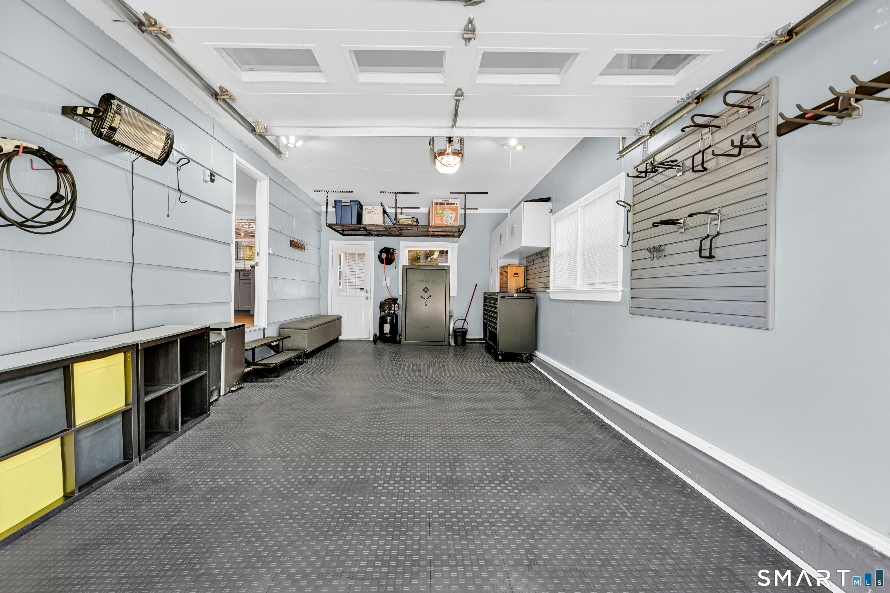 103 Glenwood Drive Plainville CT 06062