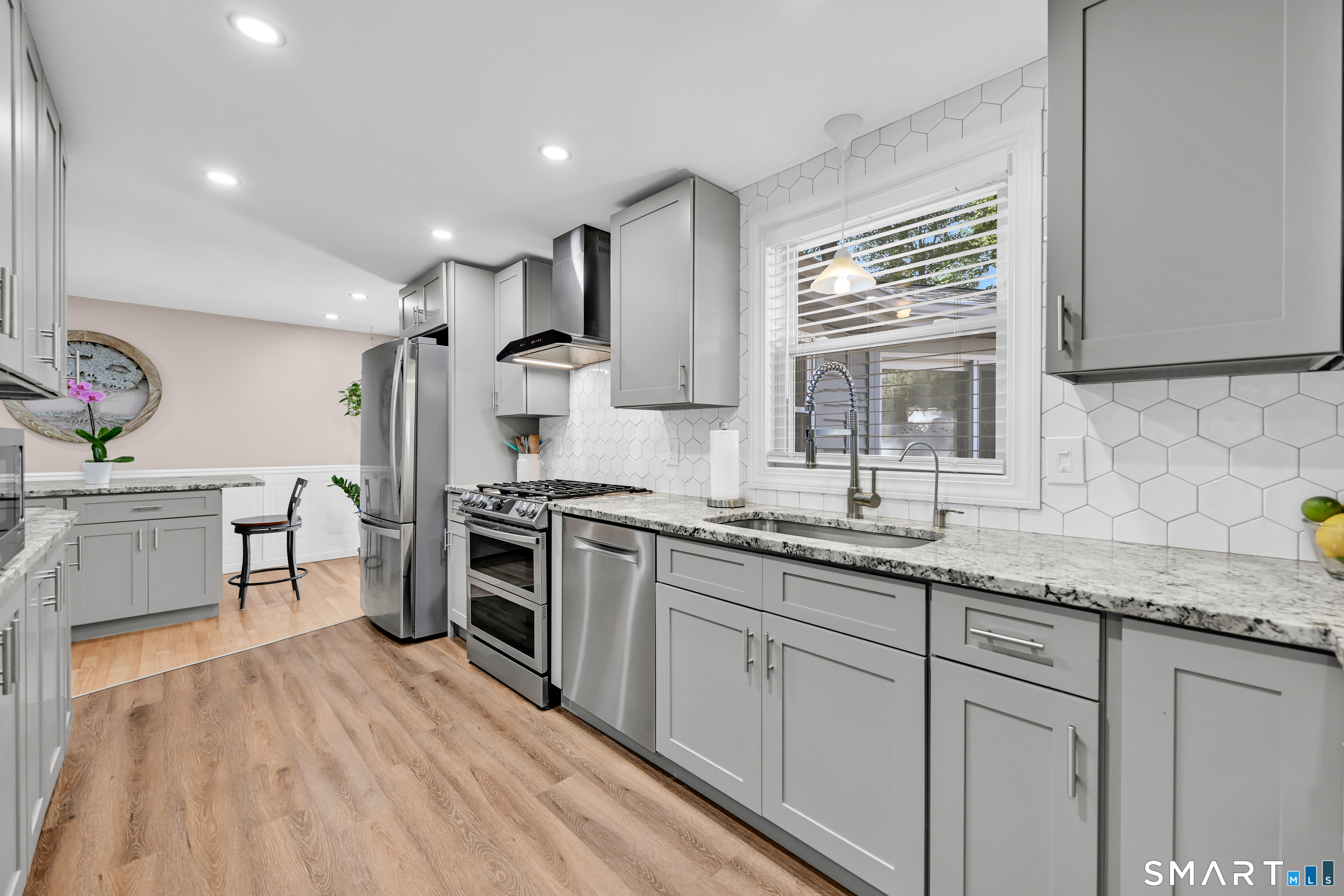 103 Glenwood Drive Plainville CT 06062
