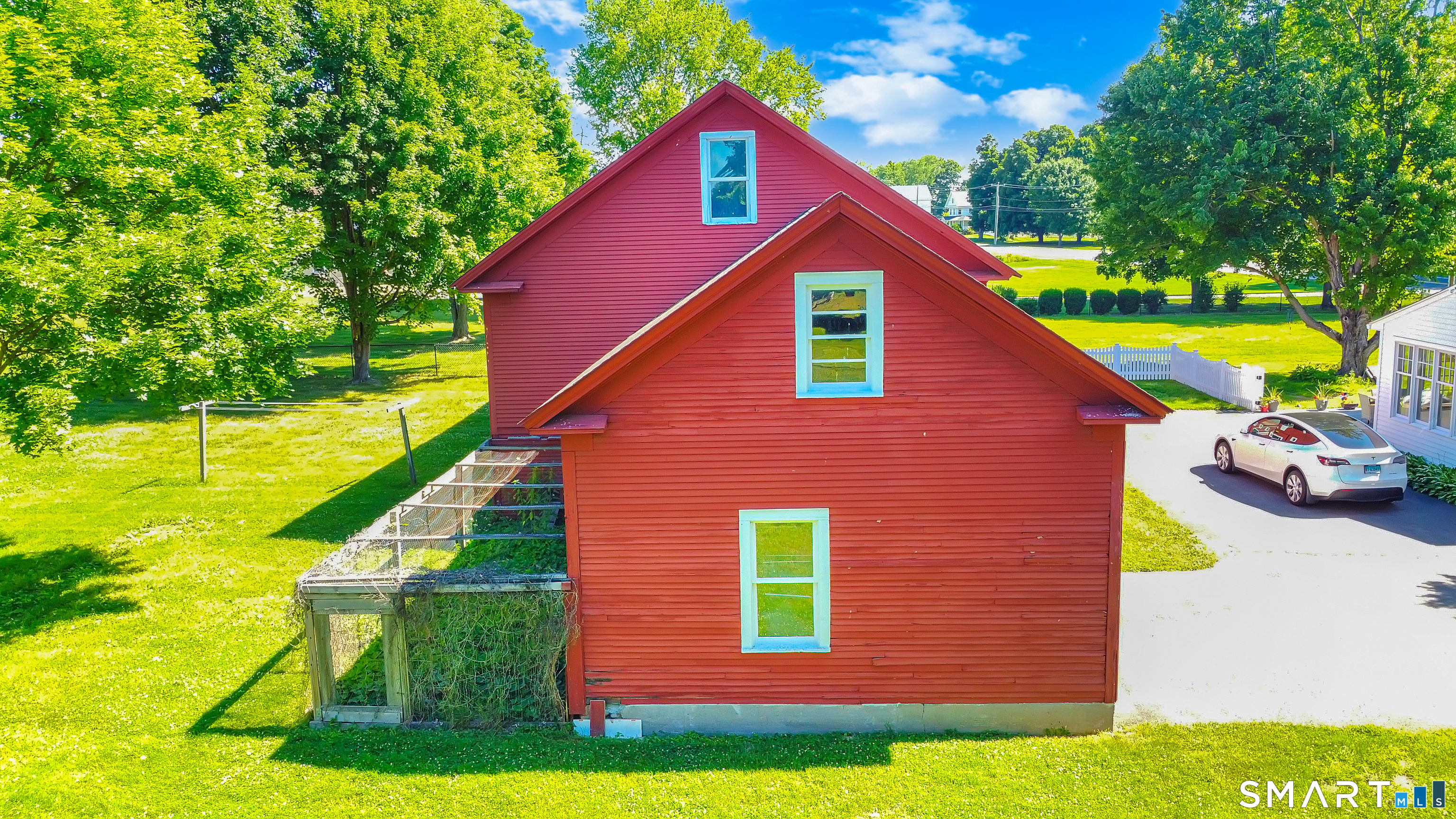 309 North Grand Street Suffield CT 06093