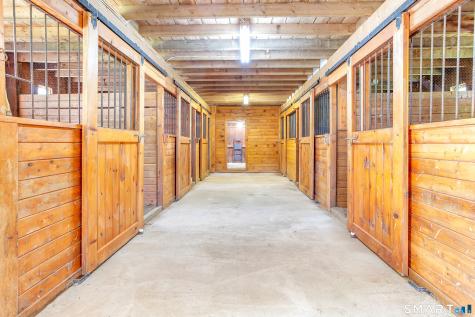 309 North Grand Street Suffield CT 06093