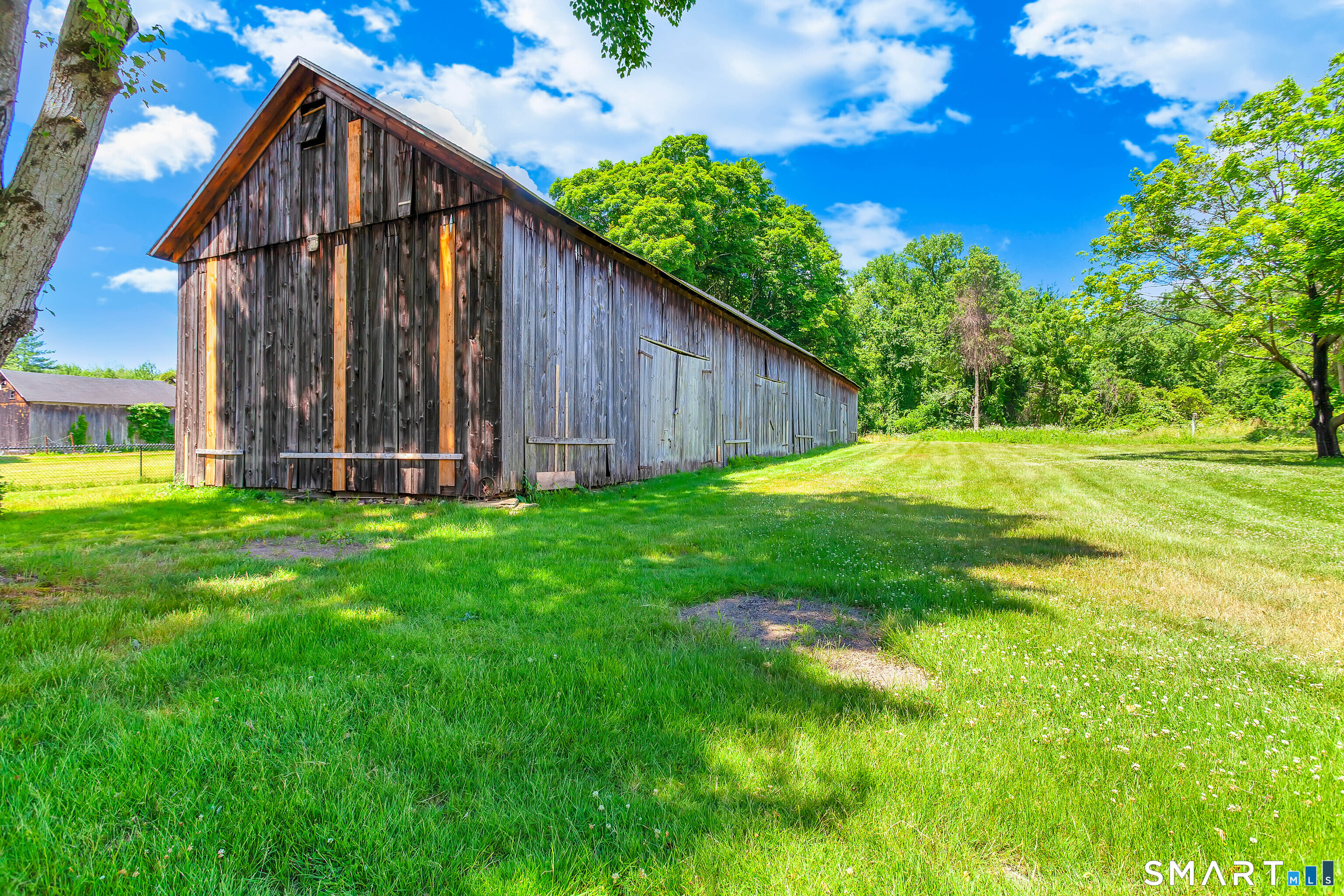309 North Grand Street Suffield CT 06093