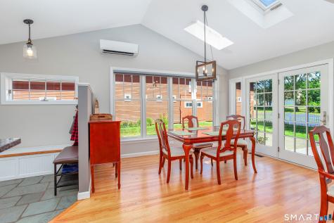 309 North Grand Street Suffield CT 06093