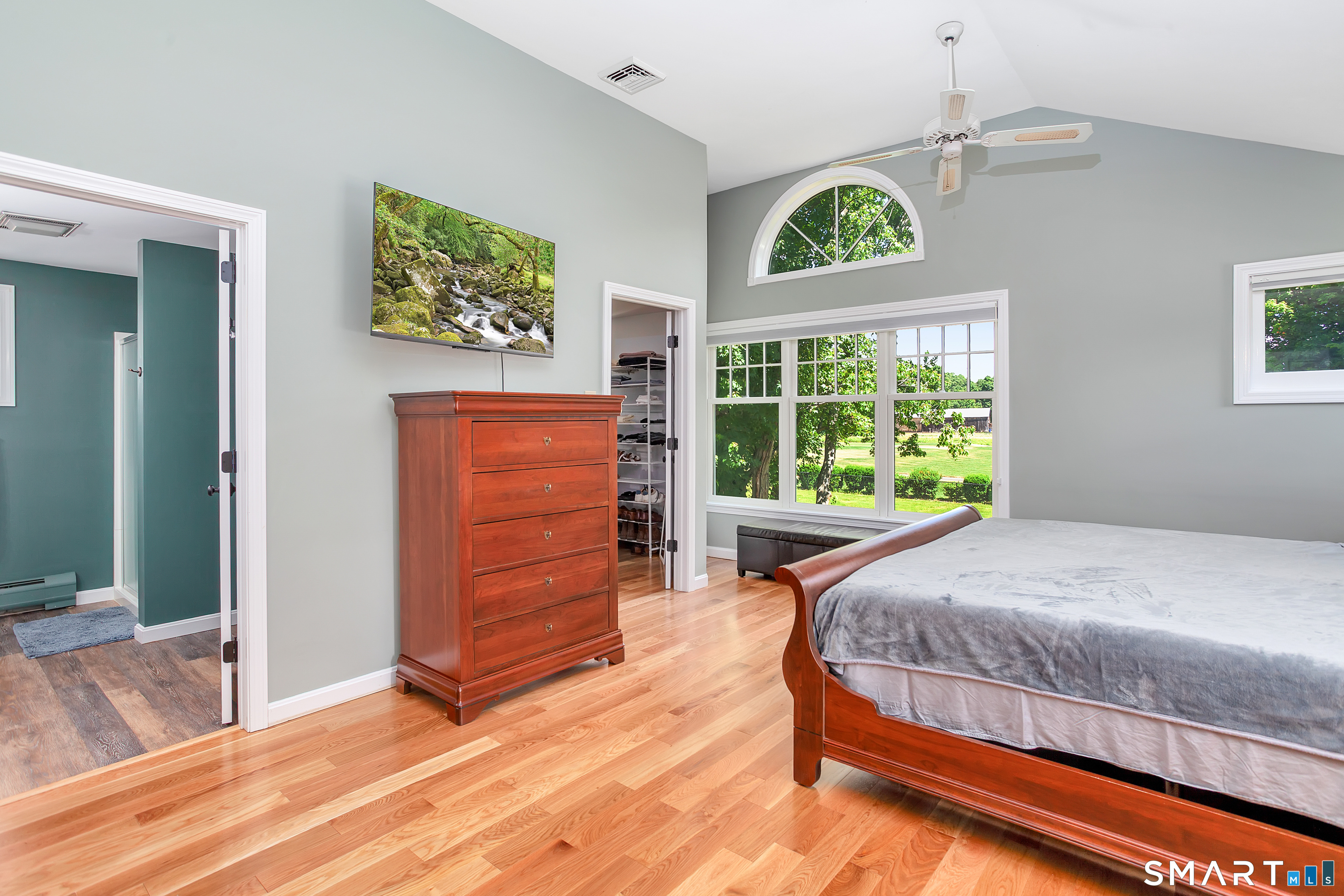 309 North Grand Street Suffield CT 06093