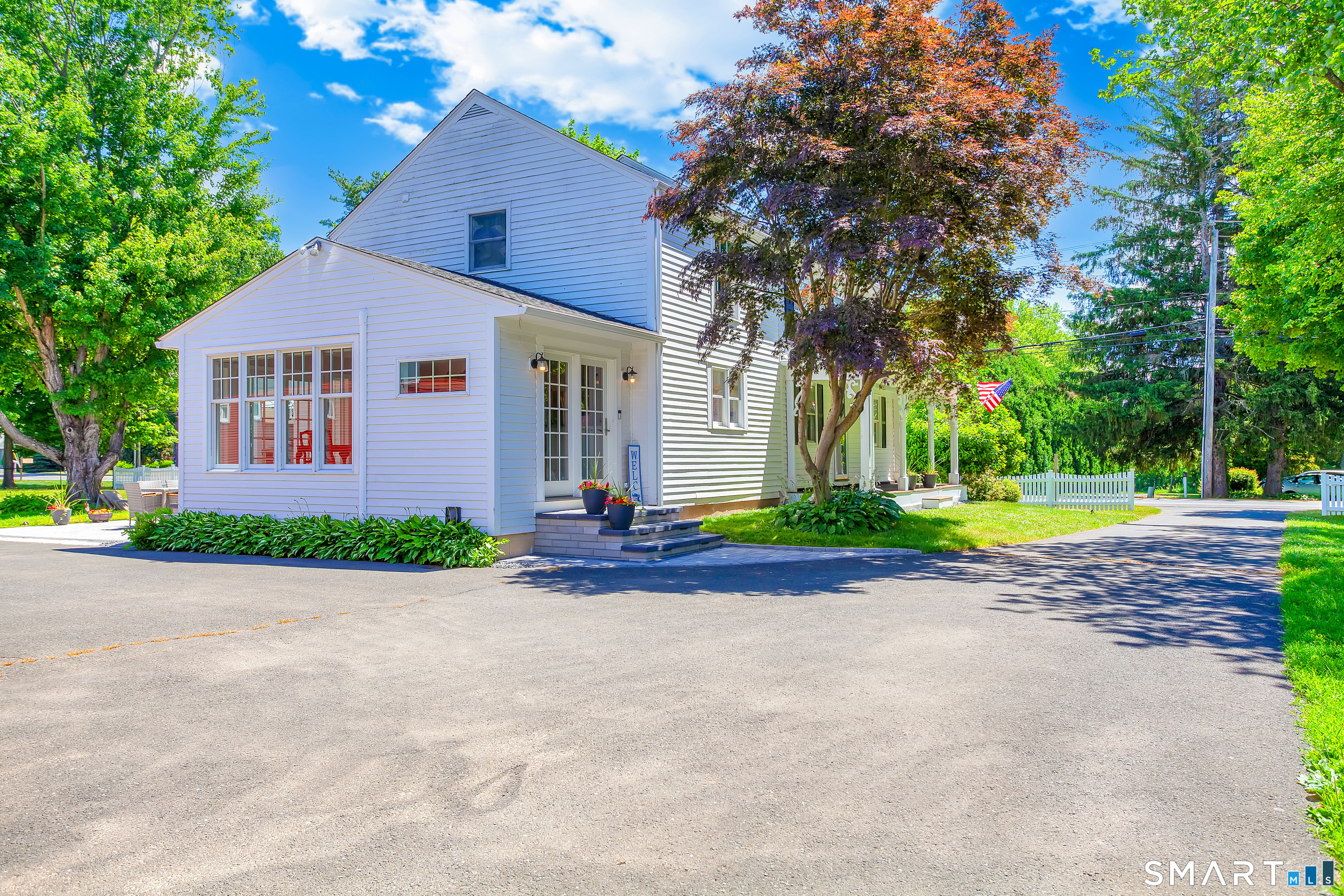 309 North Grand Street Suffield CT 06093