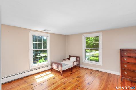309 North Grand Street Suffield CT 06093