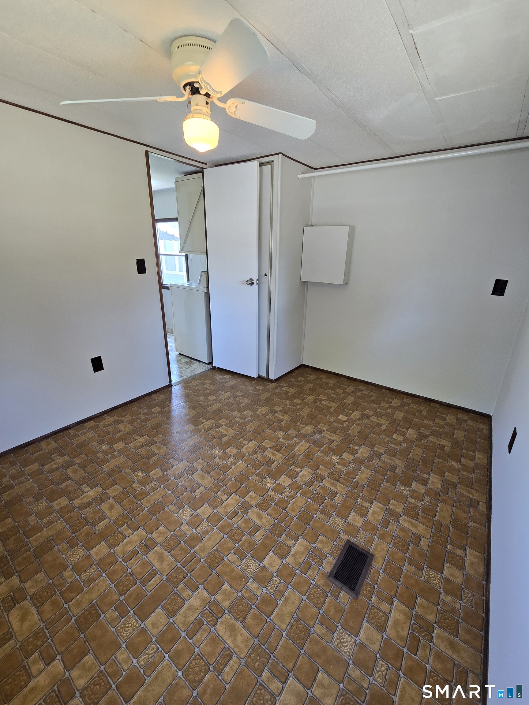 3 Sunny Acres Wallingford CT 06492