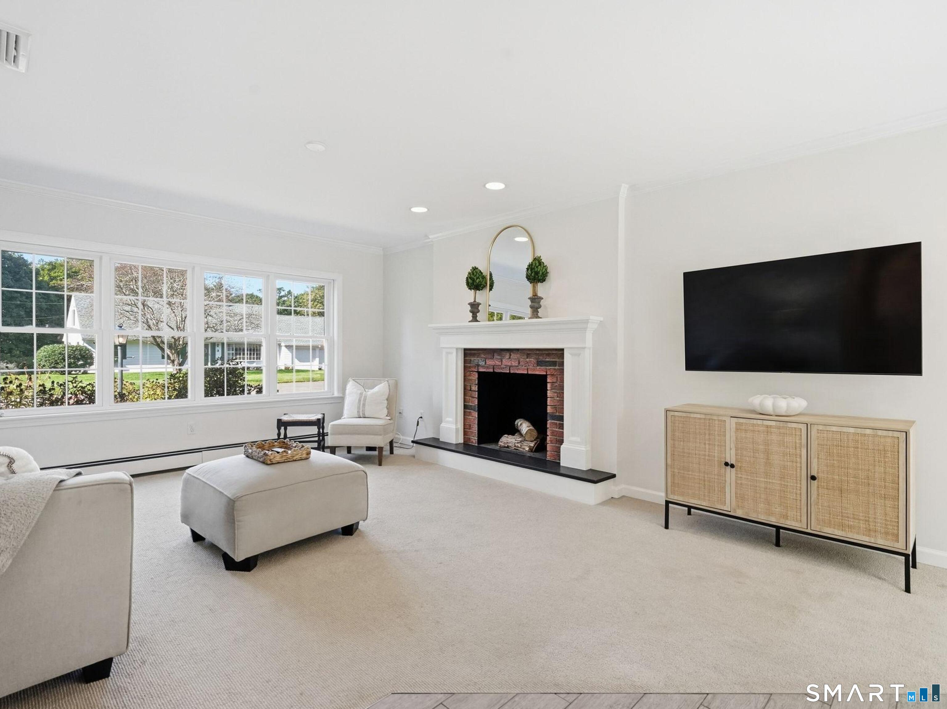 6 Cornfield Road Simsbury CT 06070