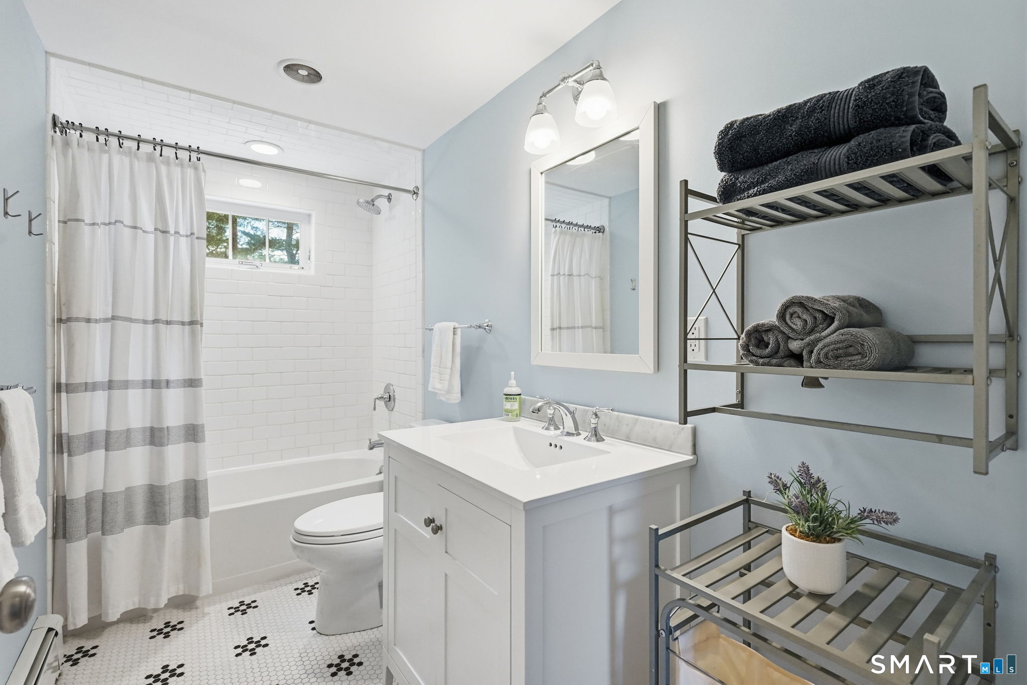 6 Cornfield Road Simsbury CT 06070