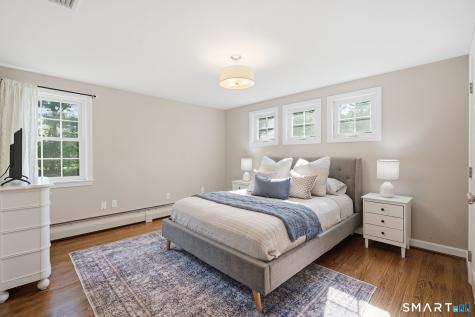6 Cornfield Road Simsbury CT 06070